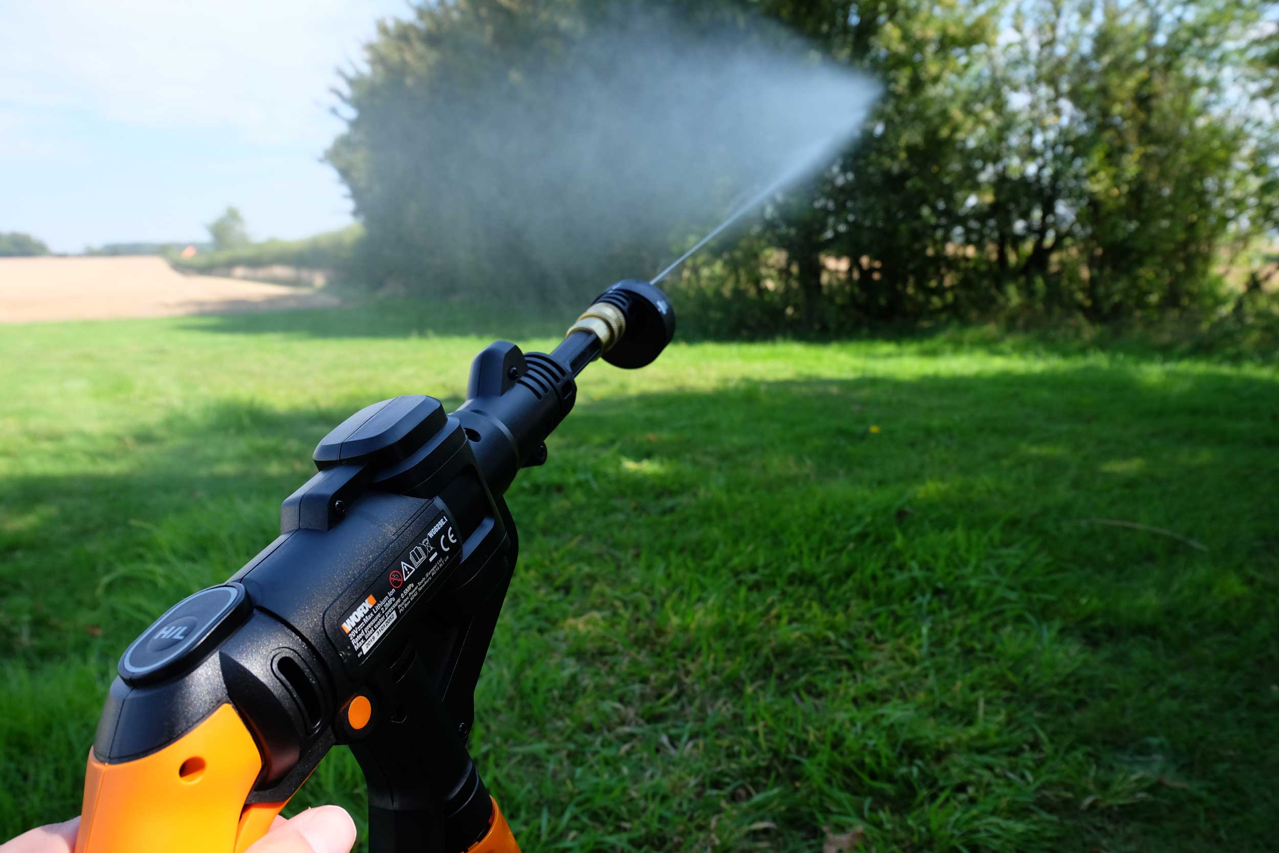 How to Use a Pressure Washer With Hot Water